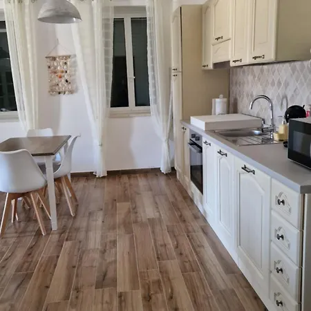 Bed & Breakfast Sa Corte In Nurra 4*