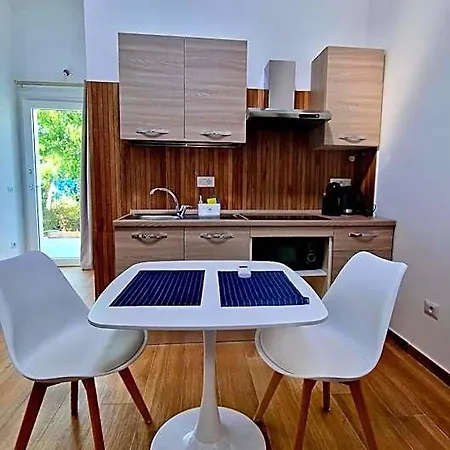 Alojamento de Acomodação e Pequeno-almoço Sa Corte In Nurra Biancareddu